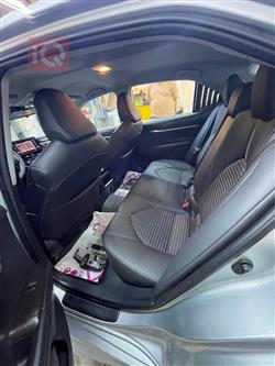 تۆیۆتا کامری